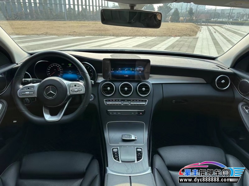 20年奔驰C轿车抵押车出售