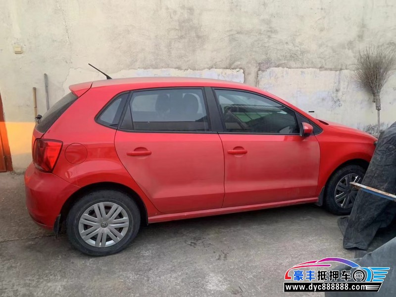 14年大众polo轿车抵押车出售