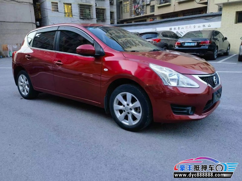 15年日产骐达轿车抵押车出售