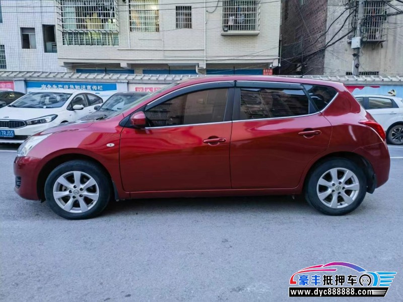 15年日产骐达轿车抵押车出售