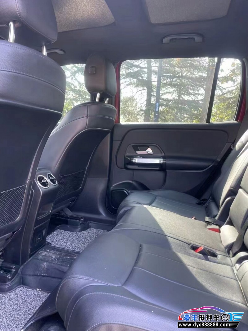 21年奔驰GLB轿车抵押车出售