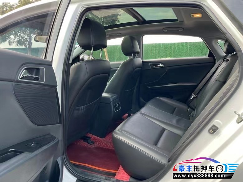 17年现代名图轿车抵押车出售