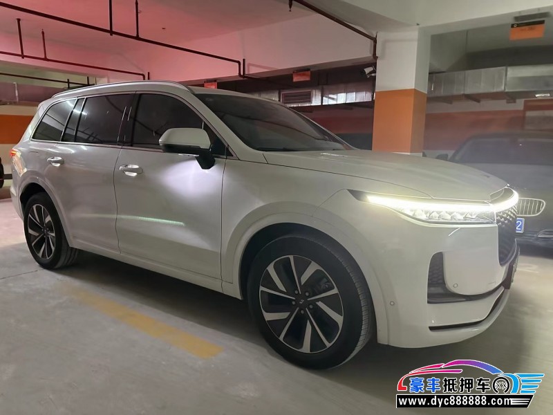 22年理想ONE轿车抵押车出售