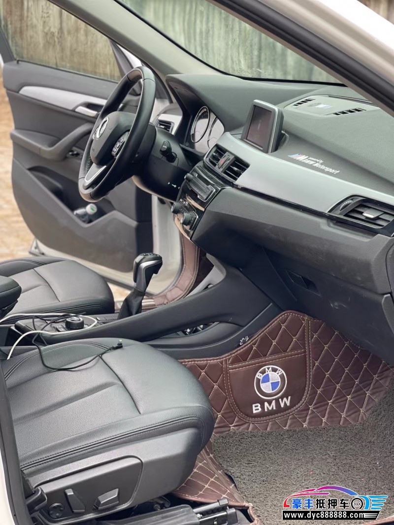 18年宝马X1轿车抵押车出售