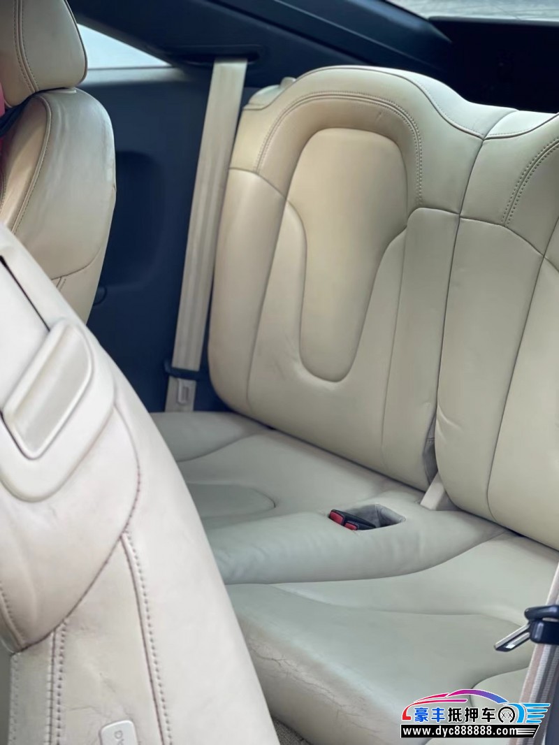 09年奥迪TT轿车抵押车出售