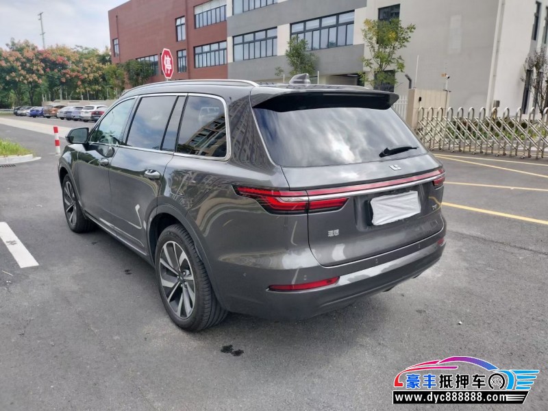 22年理想ONE轿车抵押车出售