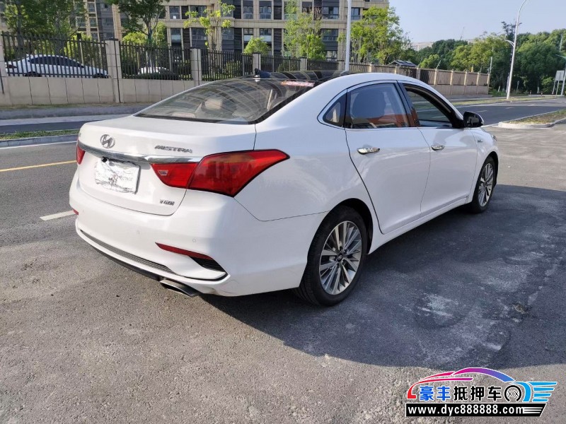 18年现代名图轿车抵押车出售