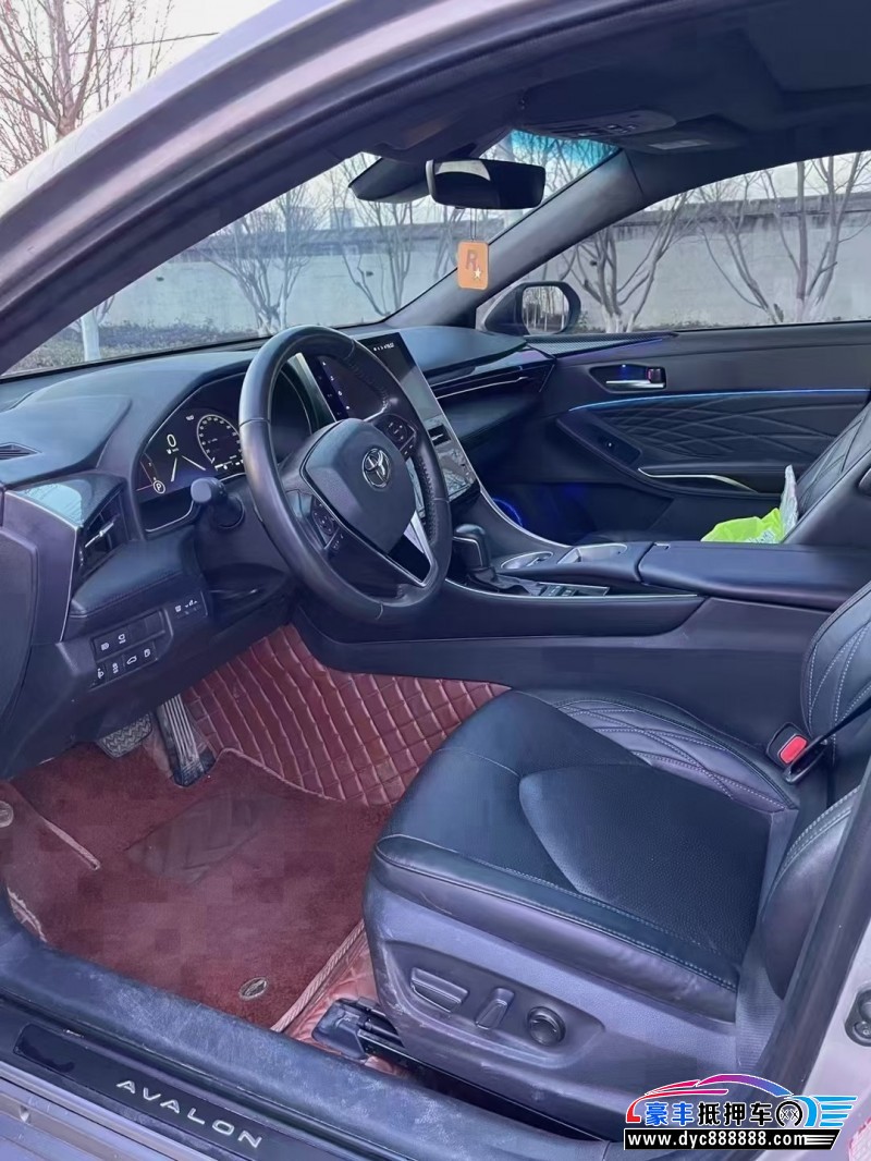 22年丰田亚洲龙轿车抵押车出售