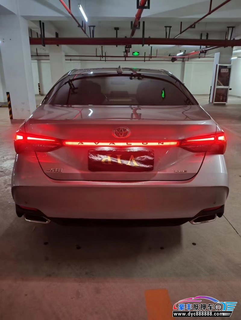 21年丰田亚洲龙轿车抵押车出售