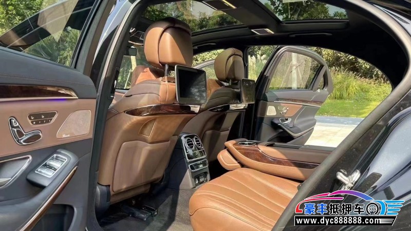 19年奔驰S轿车抵押车出售