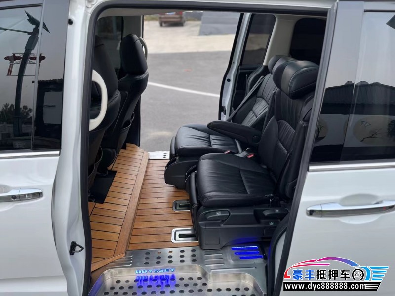 19年本田奥德赛轿车抵押车出售