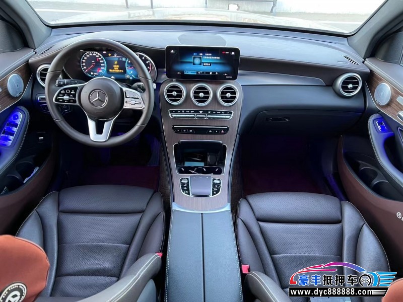 20年奔驰GLC轿车抵押车出售