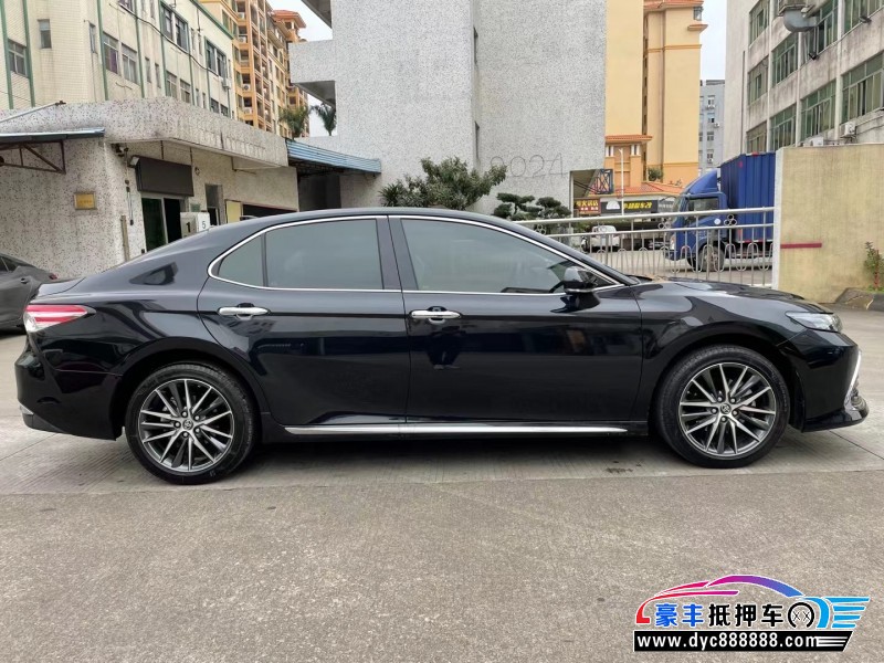 23年丰田凯美瑞轿车抵押车出售