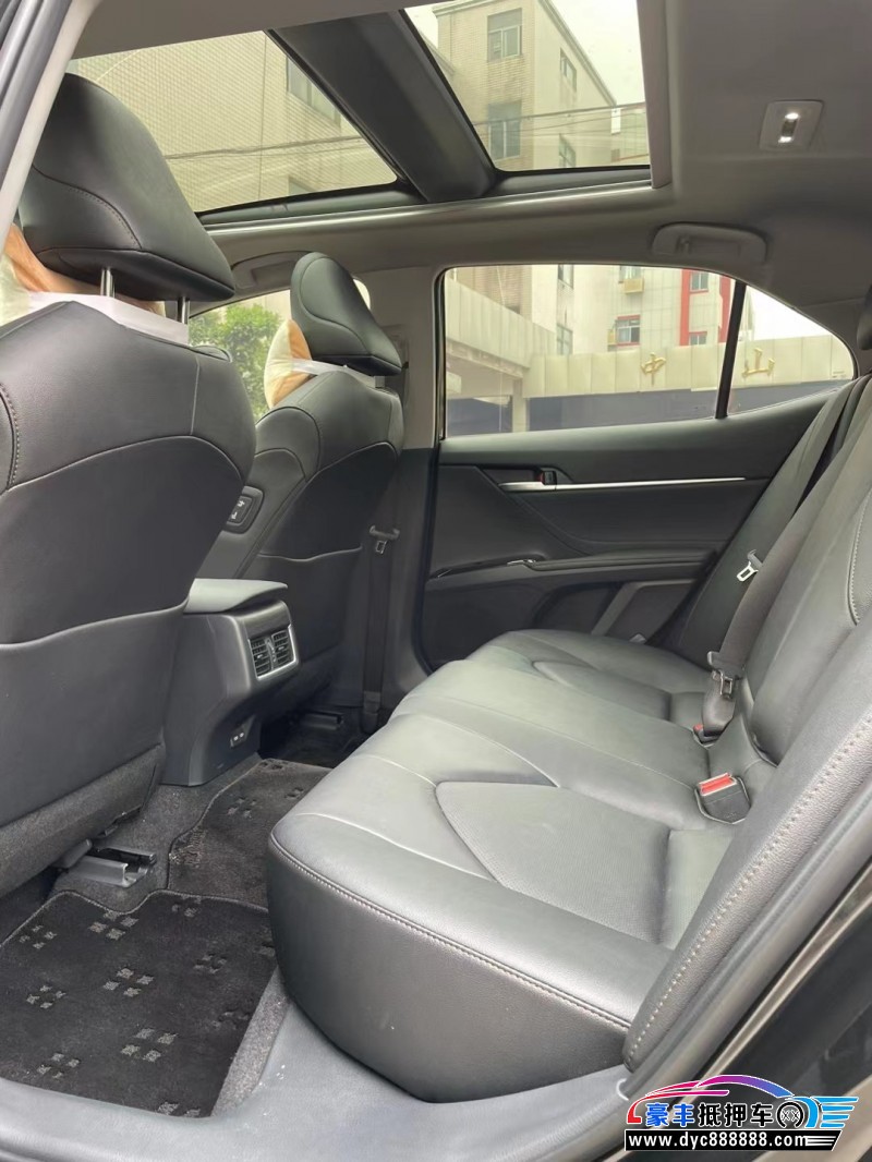 23年丰田凯美瑞轿车抵押车出售