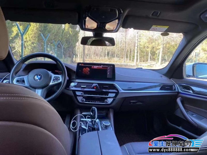 22年宝马5系轿车抵押车出售