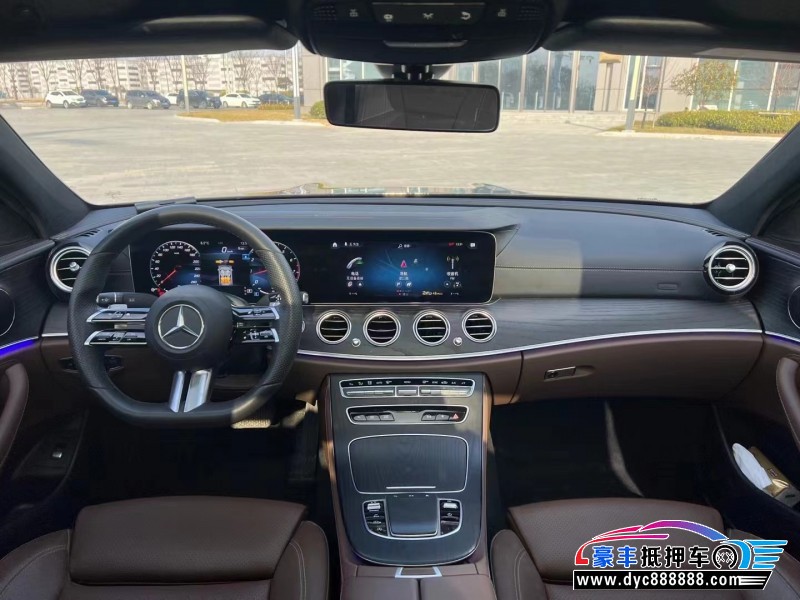 22年奔驰E轿车抵押车出售