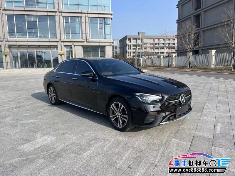 22年奔驰E轿车抵押车出售
