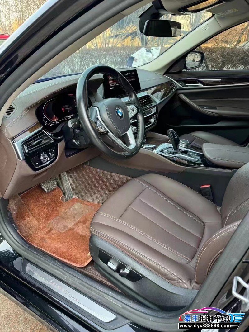 20年宝马5系轿车抵押车出售