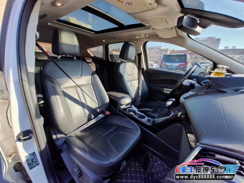 14年福特翼虎轿车抵押车出售