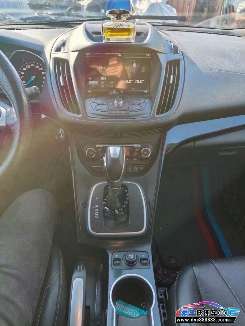 14年福特翼虎轿车抵押车出售