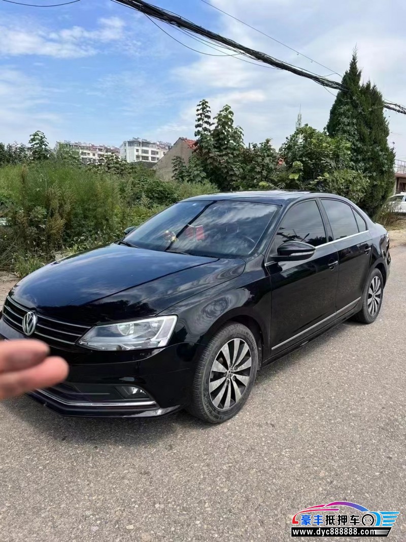 18年大众速腾轿车抵押车出售