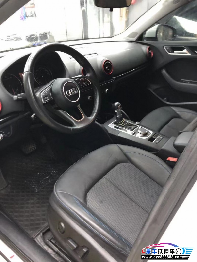 21年奥迪A3轿车抵押车出售