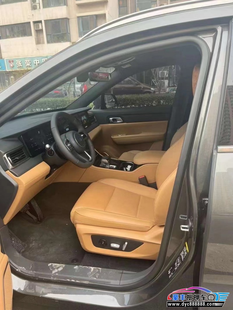 23年理想ONE轿车抵押车出售