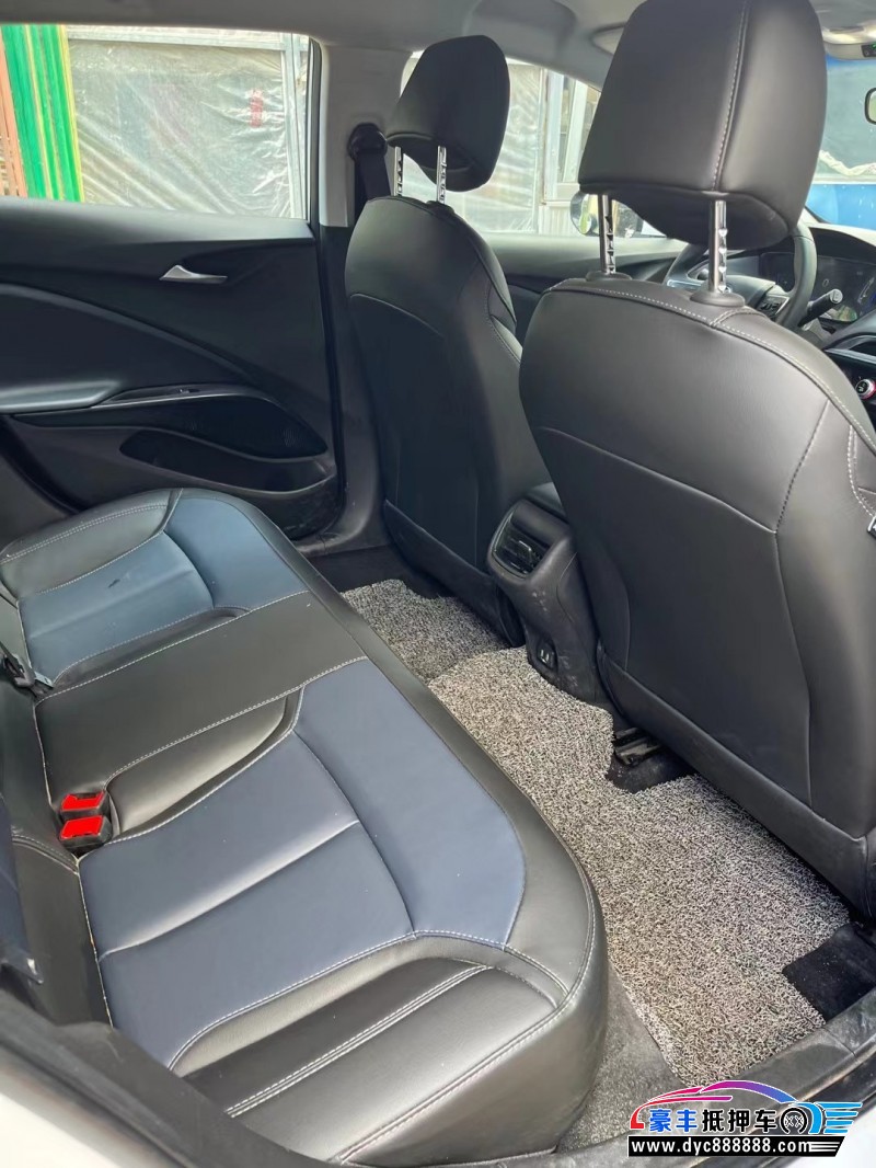 22年别克微蓝轿车抵押车出售