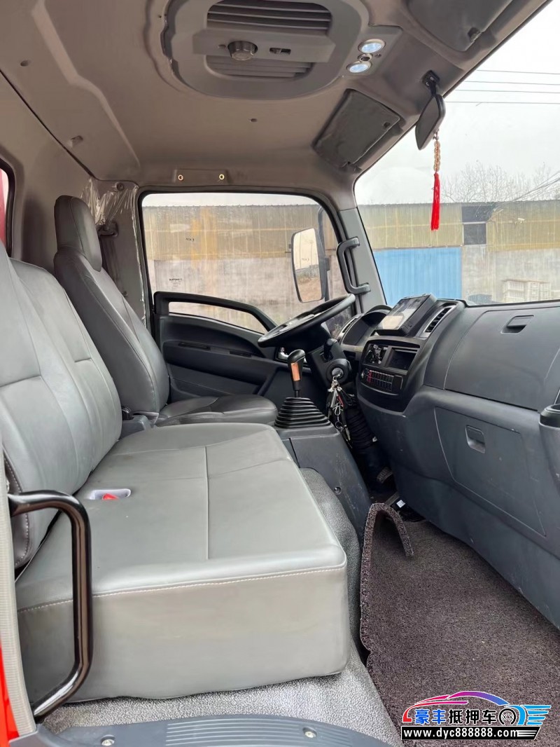 21年重汽豪曼轿车抵押车出售