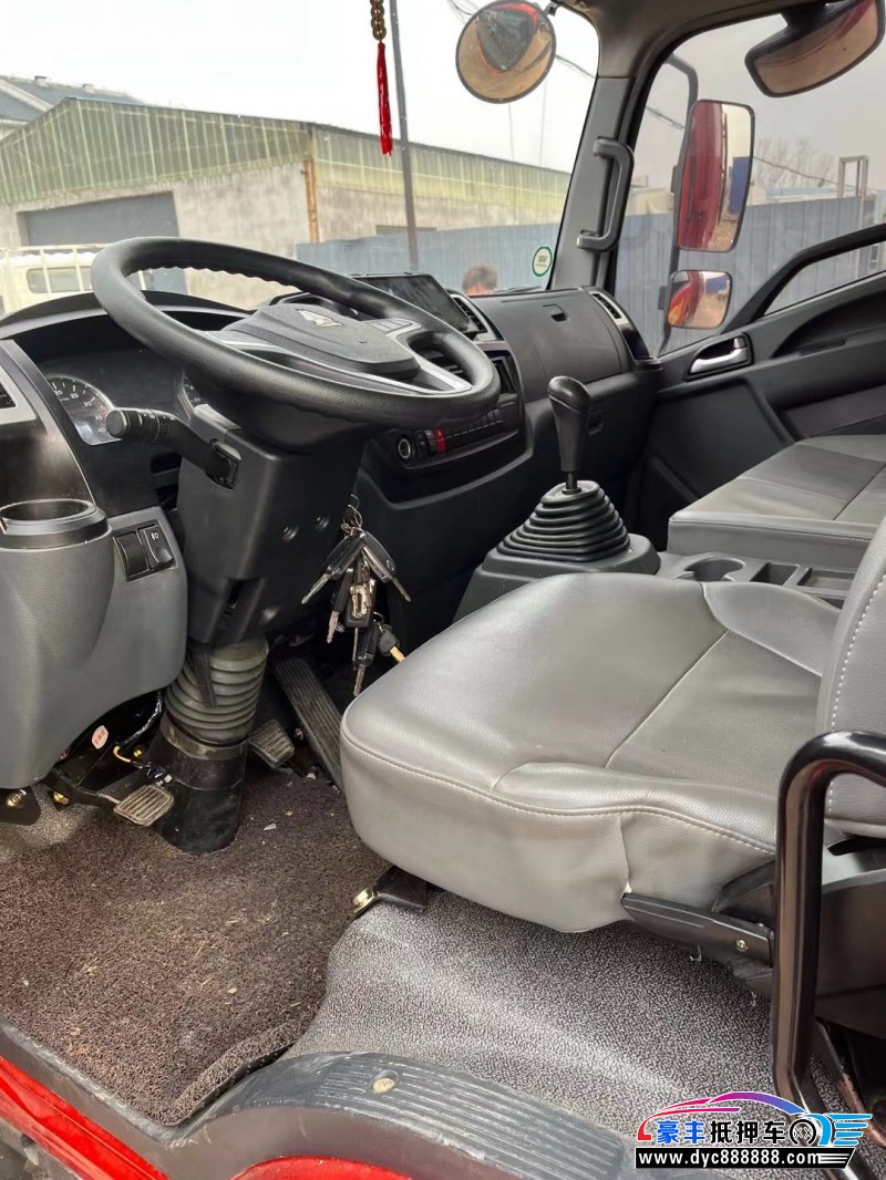 21年重汽豪曼轿车抵押车出售