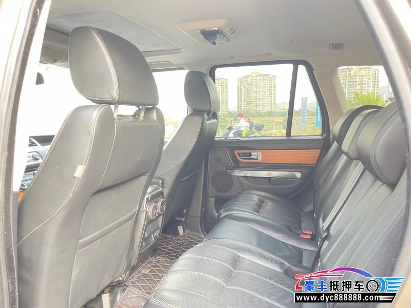 13年路虎揽胜运动轿车抵押车出售