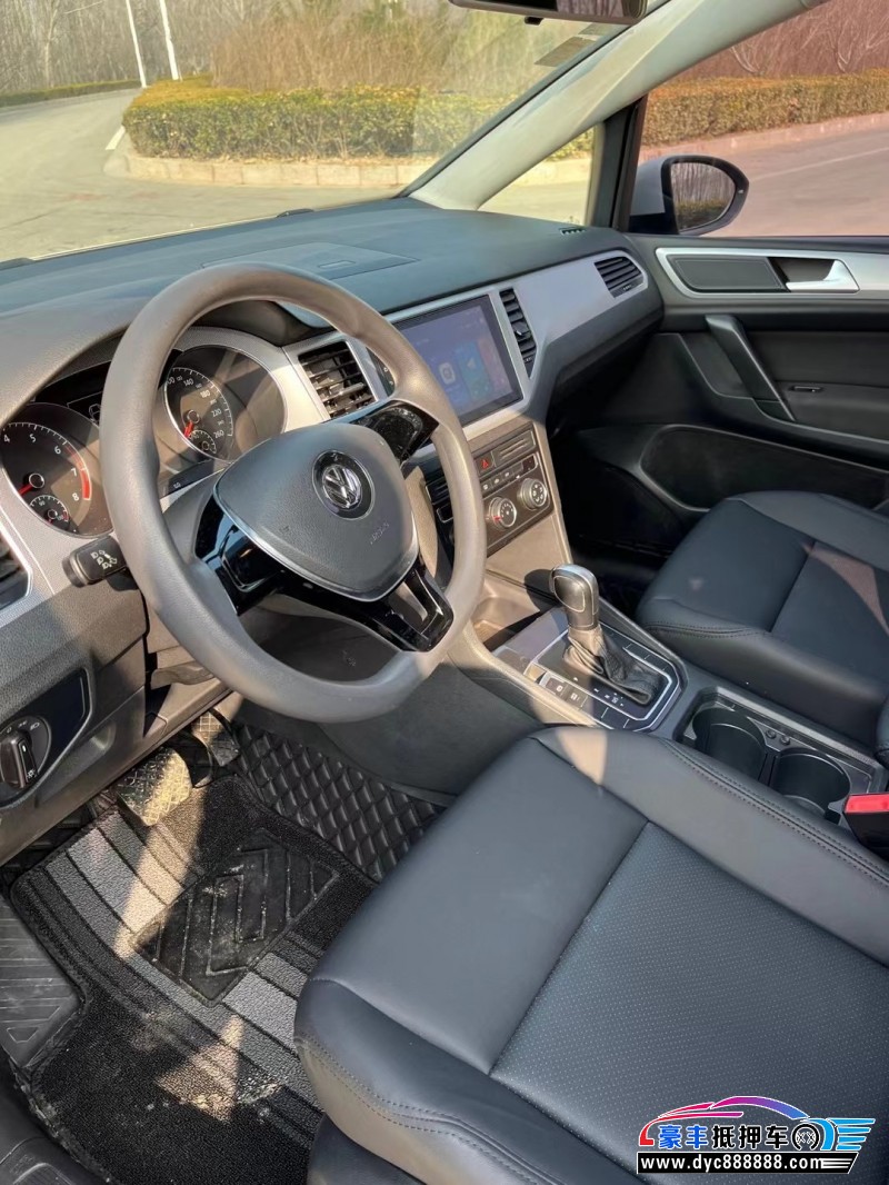 19年大众高尔夫·嘉旅轿车抵押车出售