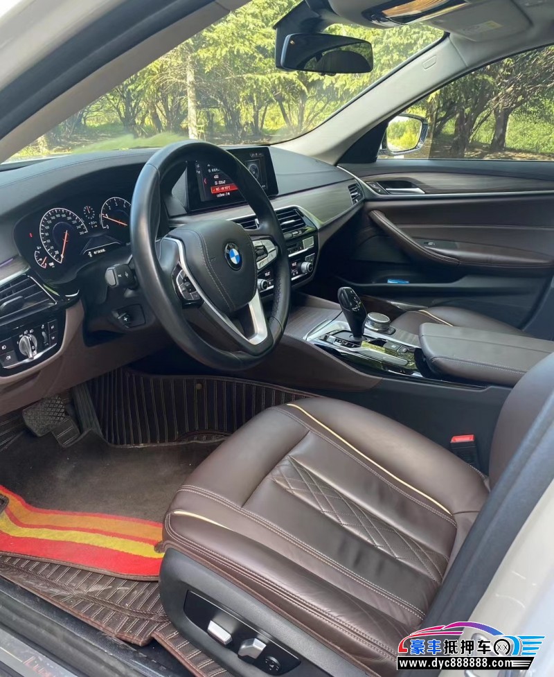 18年宝马5系轿车抵押车出售