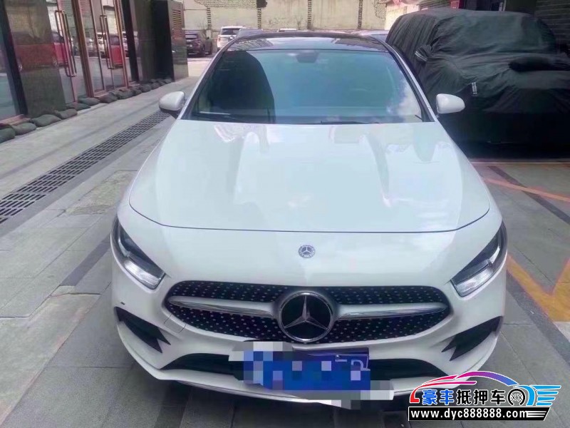 20年奔驰A轿车抵押车出售