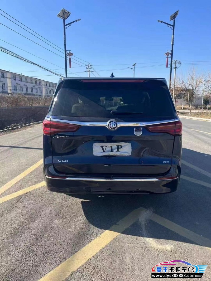 20年别克GL8轿车抵押车出售