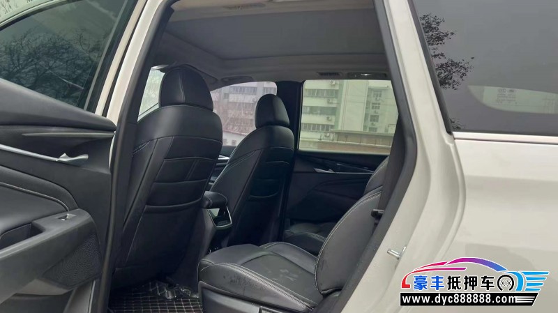 21年上汽大通G50轿车抵押车出售