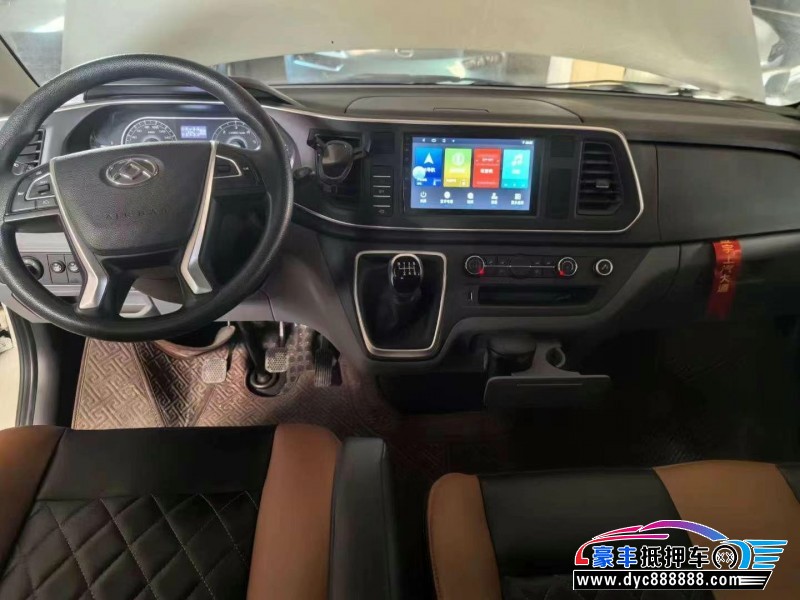 22年上汽大通V80轿车抵押车出售