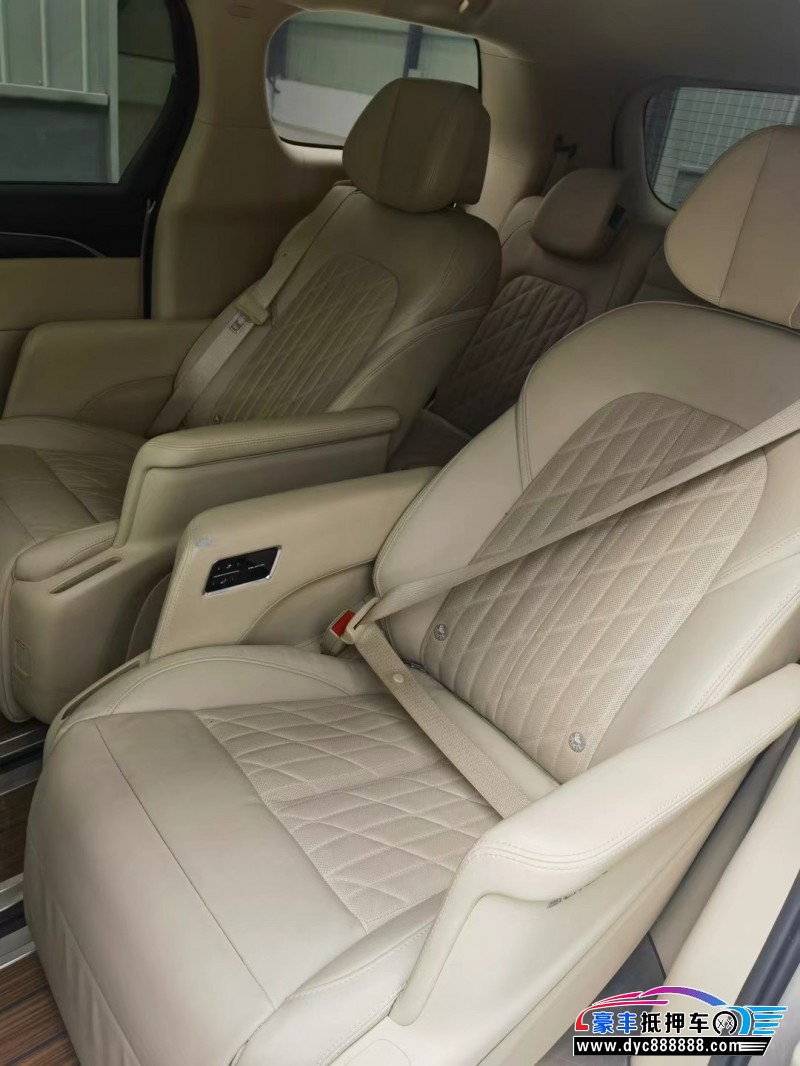 22年别克GL8轿车抵押车出售