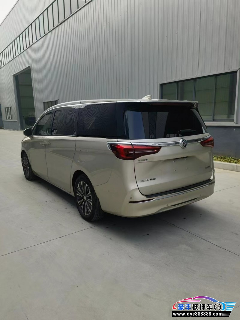 22年别克GL8轿车抵押车出售