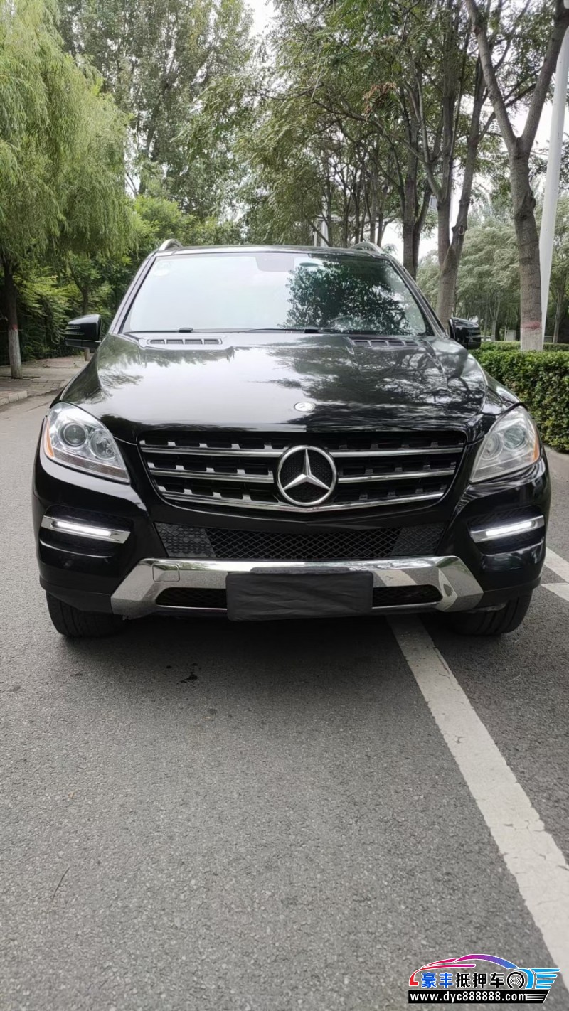 13年奔驰MLSUV抵押车出售