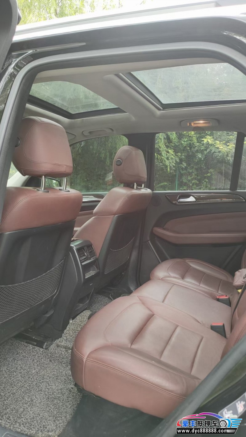 13年奔驰MLSUV抵押车出售