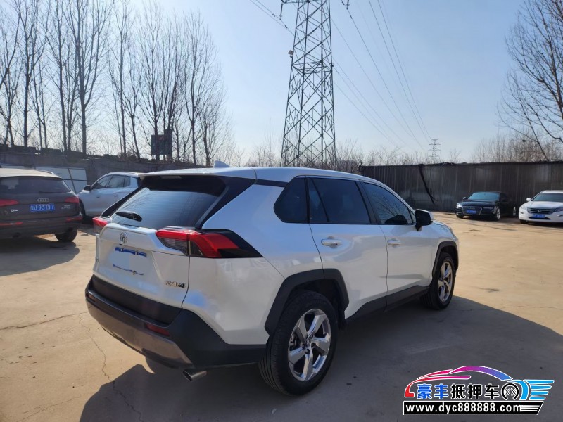 22年丰田RAV4SUV抵押车出售