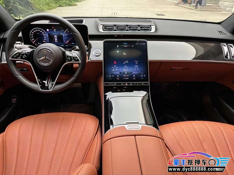 22年奔驰S轿车抵押车出售