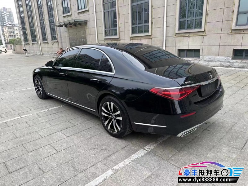 22年奔驰S轿车抵押车出售