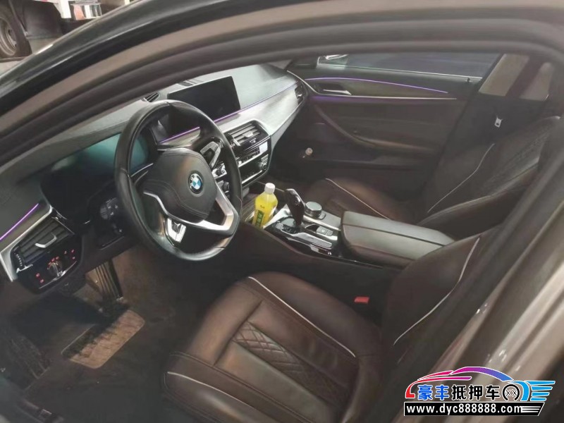 18年宝马5系轿车抵押车出售