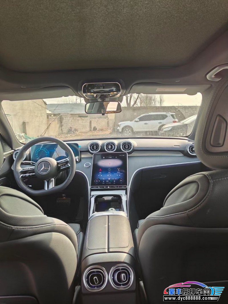 23年奔驰C轿车抵押车出售