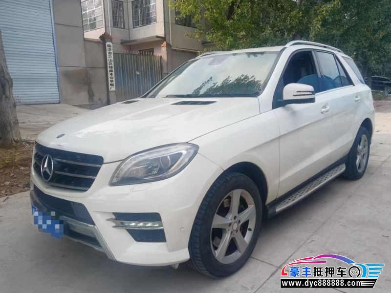 13年奔驰ML轿车抵押车出售