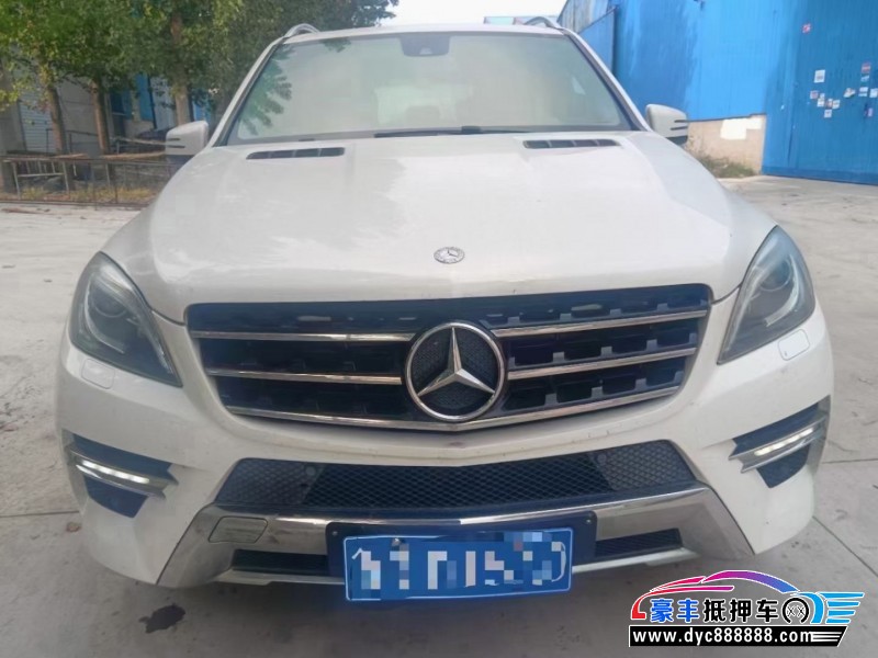 13年奔驰ML轿车抵押车出售