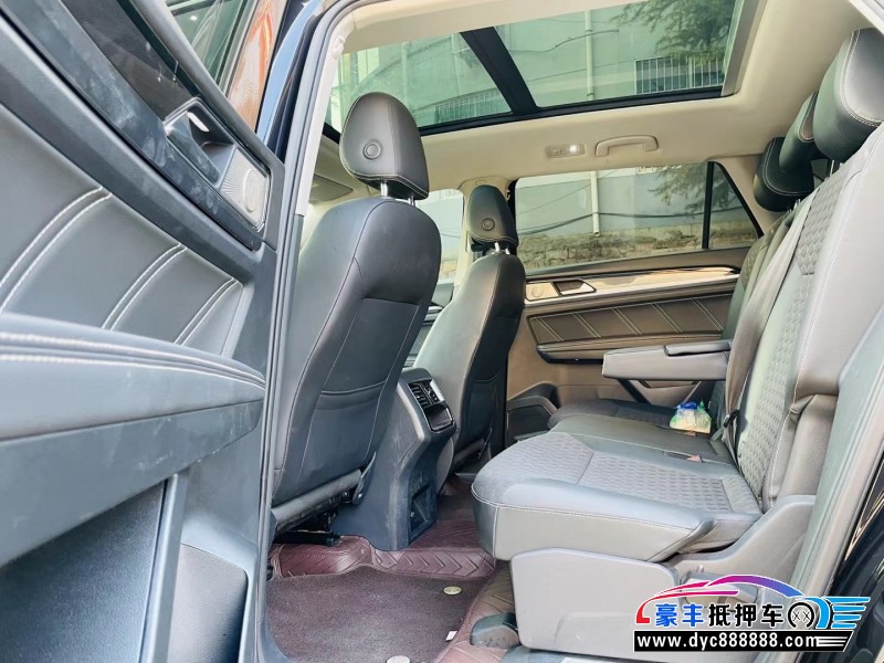 20年大众途昂轿车抵押车出售