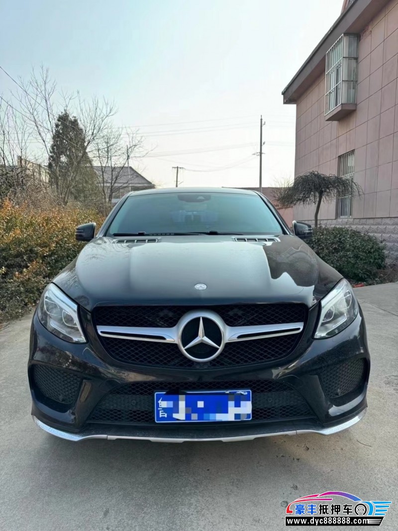 16年奔驰GLE轿车抵押车出售